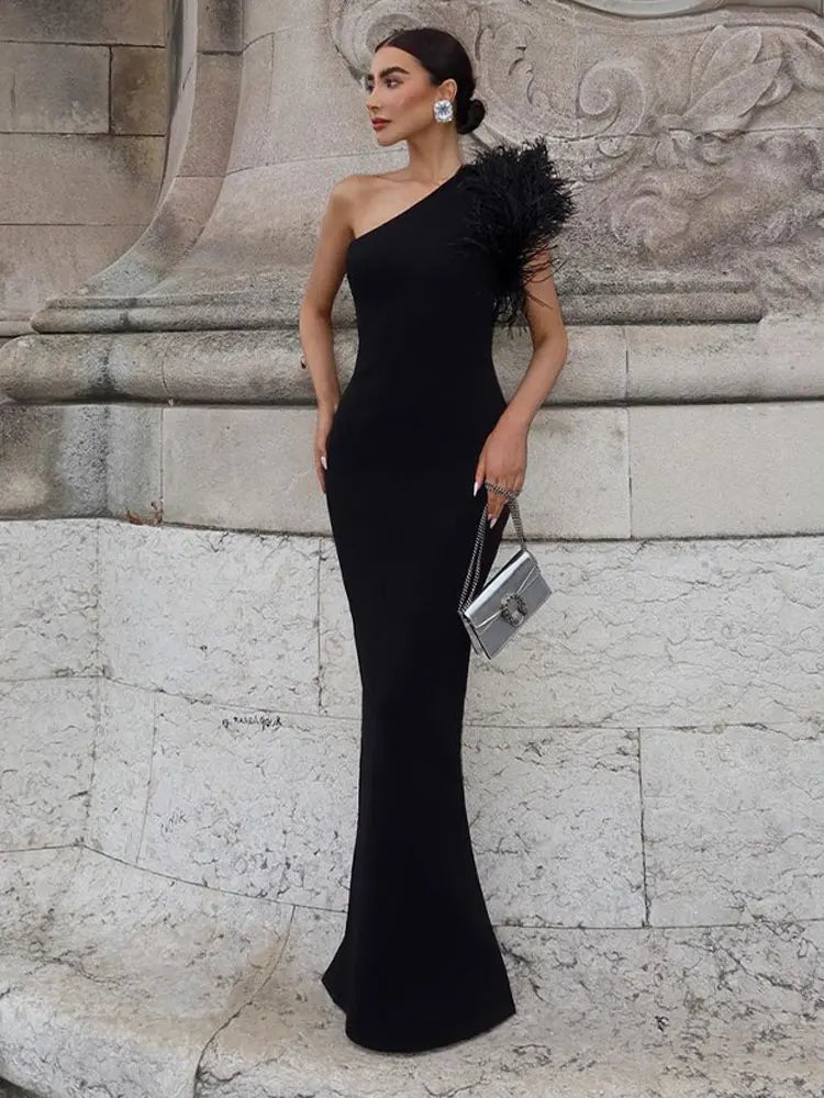 Elegant Feather Oblique Shoulder Dress